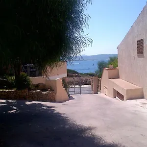 Casa vacanze Bilocale A Pochi Metri Dal Mare, La Maddalena (Sassari)